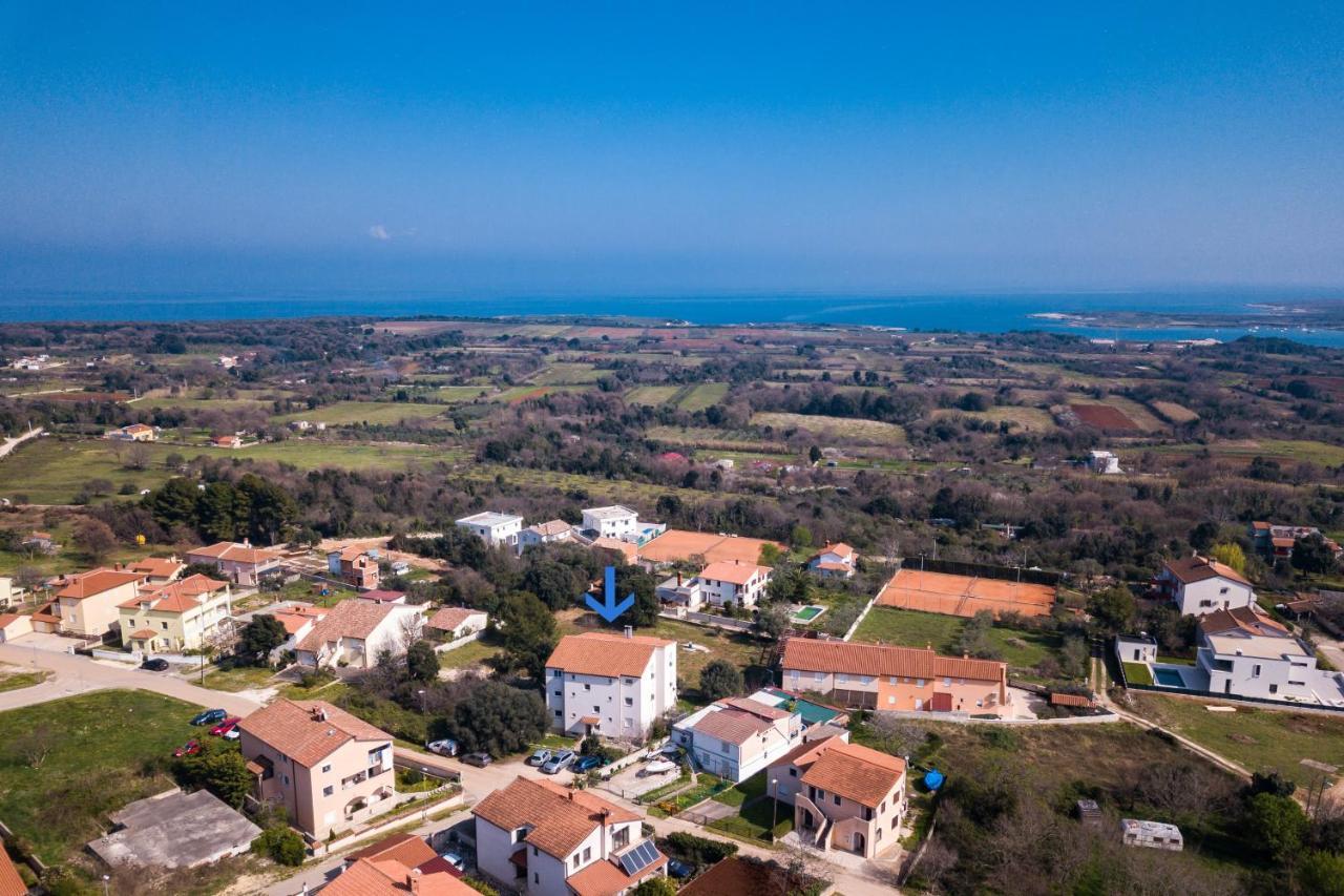 Sea View Apartment Лижнян Экстерьер фото